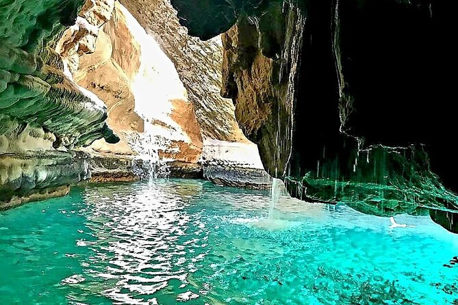 2 days and 1 night Private Tour in Wadi Shab to Wahiba Sands Desert - Bimmah Sinkhole: a quick first look