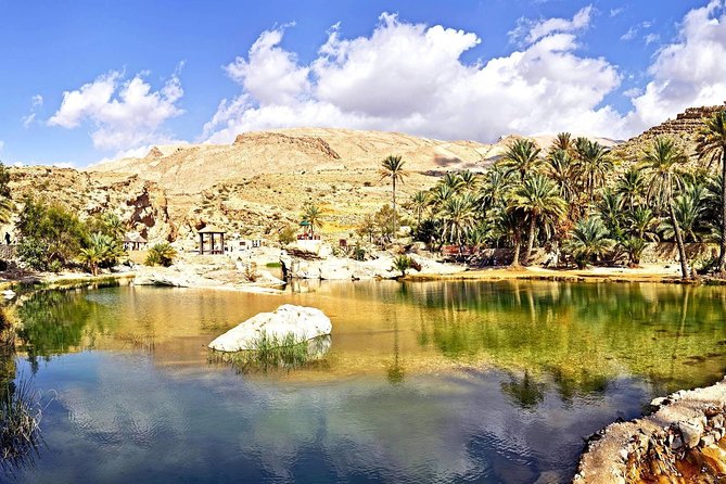 3 Day Package TOUR JASMIN - Day 2: Swimming at Wadi Bani Khalid and the coast at night