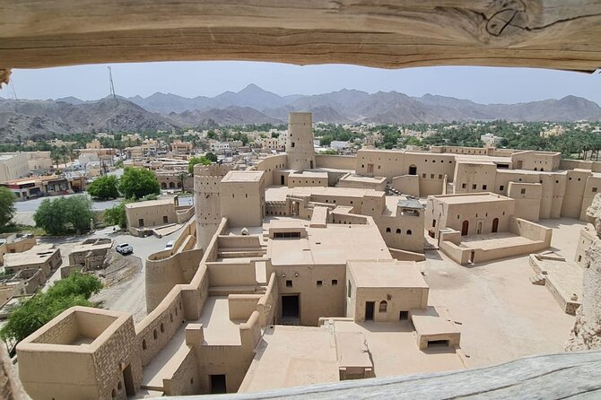 4 Days - 3 Nights Private Roundtrip Tours - Al Jamal Tour - Day 3: Sunrise, Bronze Age tombs, and Oman’s Green Mountain