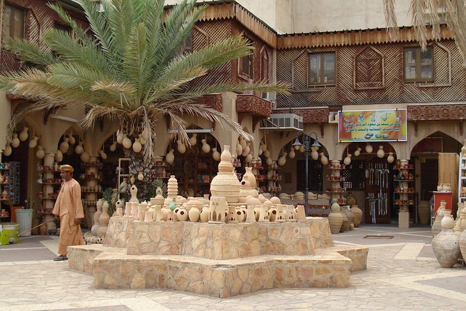 4 Days Package TOUR FARAH - Day 3: Wadi Bani Khalid and Ras Al Jinz
