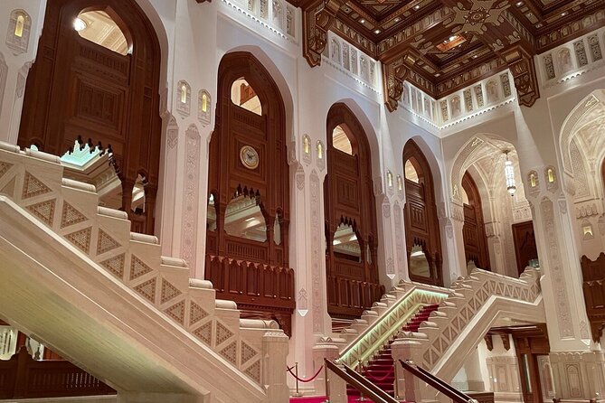 4-Hour Muscat City Tour Afternoon Till Evening - Qurum Beach and the changing light