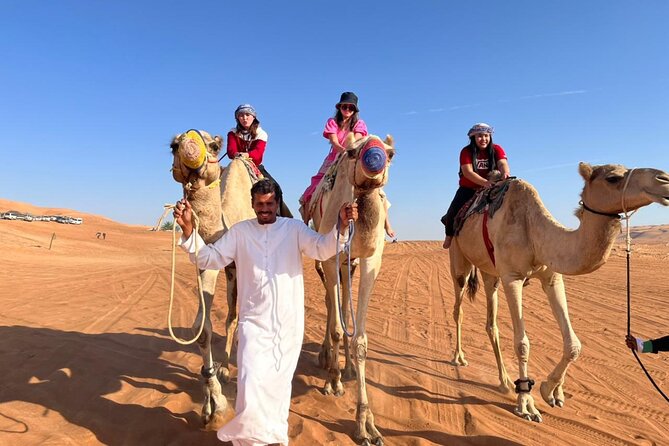 5-Days Private Oman Tour – Mountains, Deserts & Coastline - Day 1: Muscat’s mosque, coast, souq, and forts