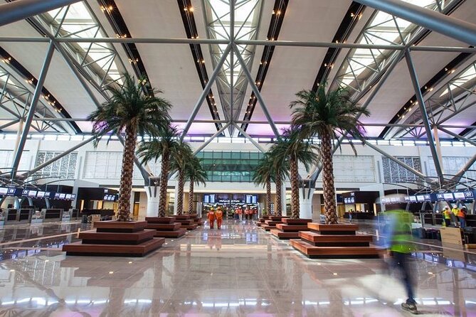 Airport to Hotel Private Transfer in Muscat - Finding your driver at Muscat International Airport