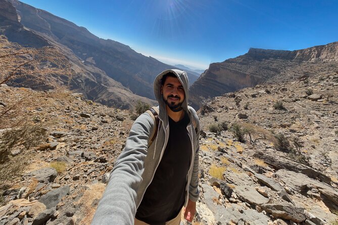 Balcony & Hidden Lake Jebel Shams Shared Trip - Starting in Seeb and settling into the road day