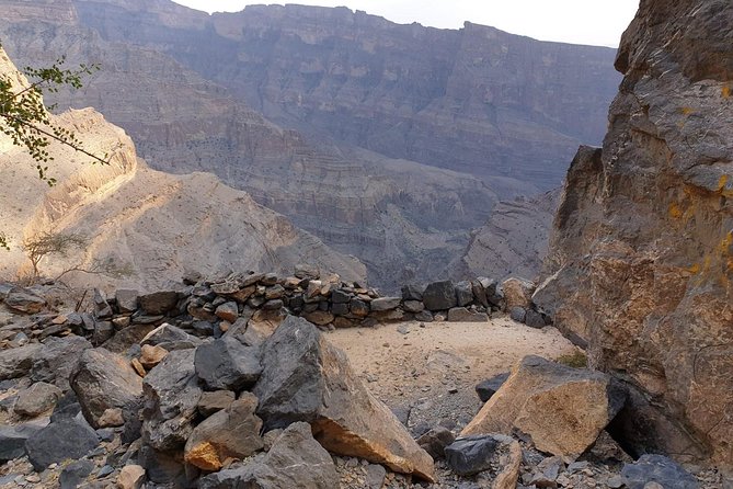 Balcony Walk of Jebal Shams (Highest Peak of Oman) - The long road from Muscat to Jebel Shams