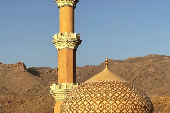 Day Tour to the Enchanting Forts of Nizwa - Tanuf and Bahla, where the route widens