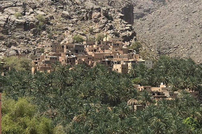 Day Trip to Jabal Shams (Grand Canyon of Oman) Wadi Nakhar, Misfat Al Abriyeen - Wadi Ghul and the first look at Oman’s old mountain villages