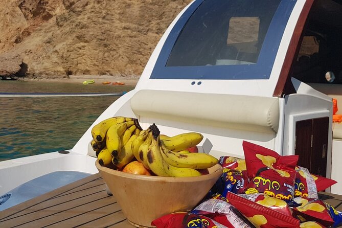 Daymaniyat Islands Snorkeling 2 different snorkeling sites and Lunch included - Lunch on the boat, with fruit and water