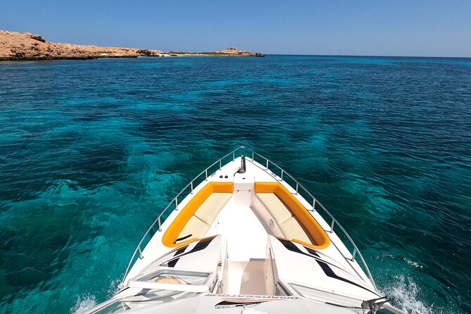 Daymaniyat Islands Snorkeling Sharing Trip - Snacks, drinks, and the practical comforts