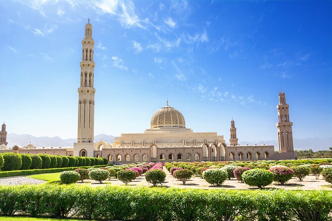 Discover Muscat: Group City Tour - Sultan Qaboos Grand Mosque: the tour’s finest stop
