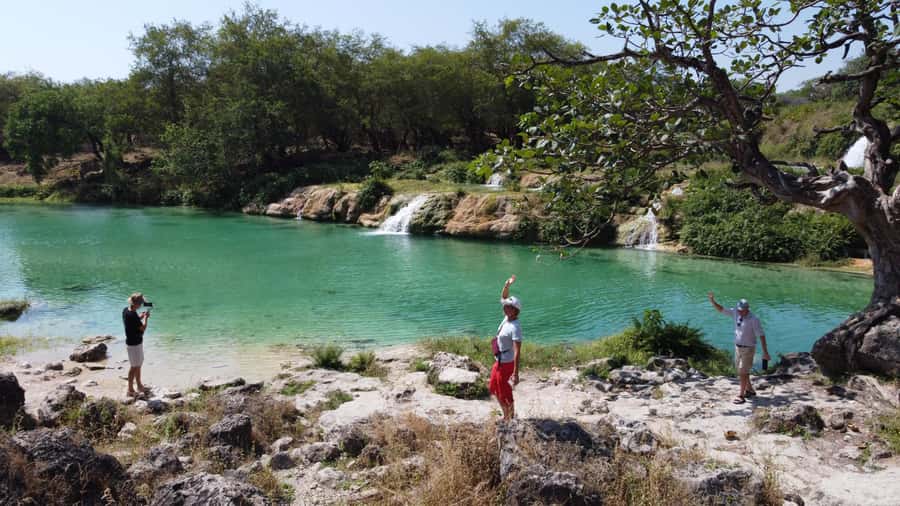 East Salalah Adventure: Nature, History, and Scenic Views - Anti-Gravity Point: A Quick Stop With a Fun Trick
