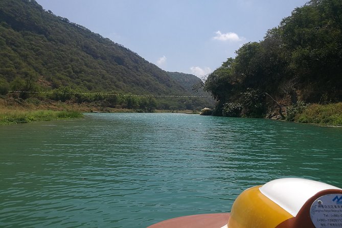 Enjoy a Full-Day Tour Uncovering East Salalah’s Hidden Gems - Why this East Salalah tour works so well