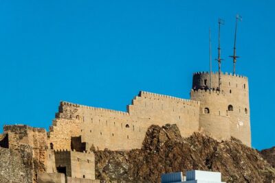 Enjoy a traditional Omani local style tour around Muscat