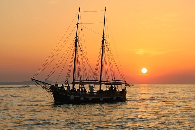 Evening Sunset Dhow Cruise Tour - Muscat - A traditional dhow with room to settle in