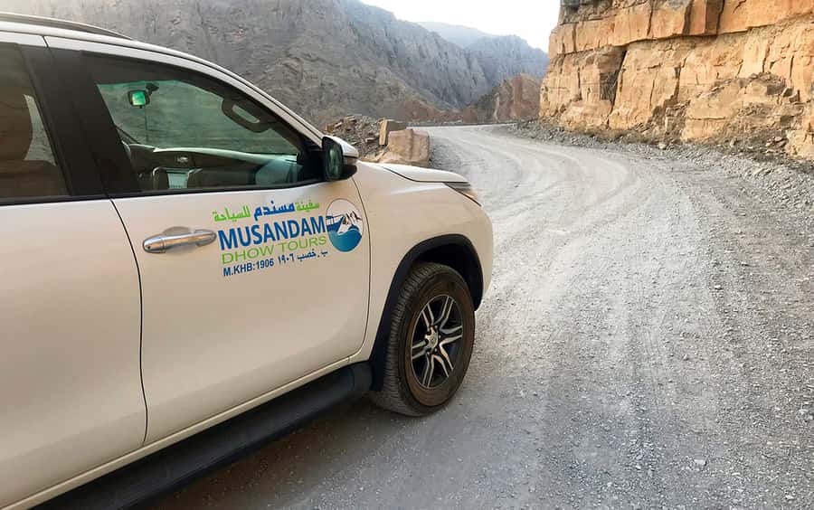 From Dubai: Musandam Khasab Tour with Boat Trip and Safari - Lunch between the sea and the mountains