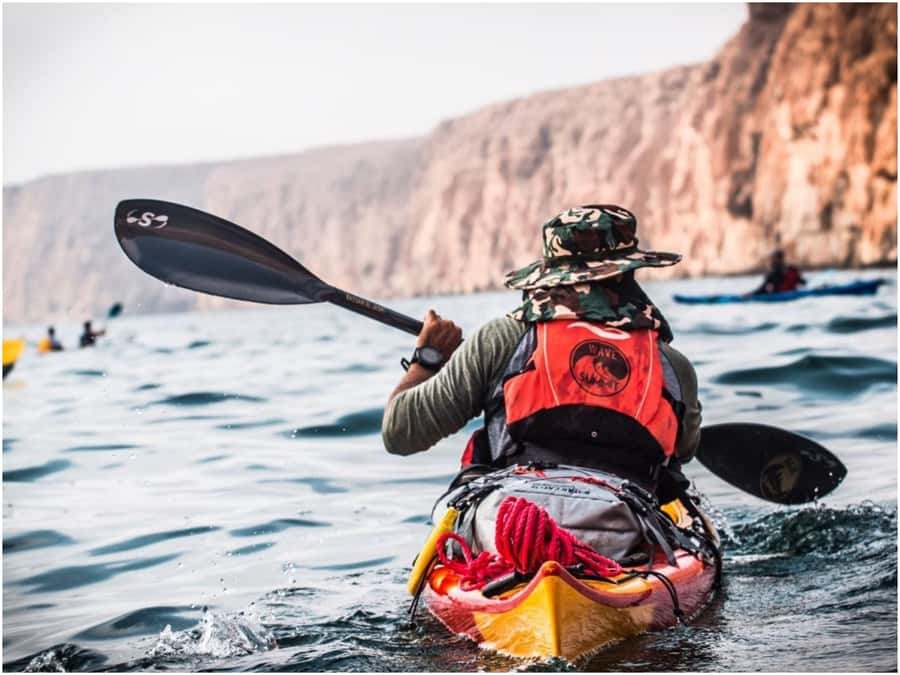 From Muscat: Al Qurum Beach Sunset Kayaking Experience - Why Al Qurum works so well at sunset