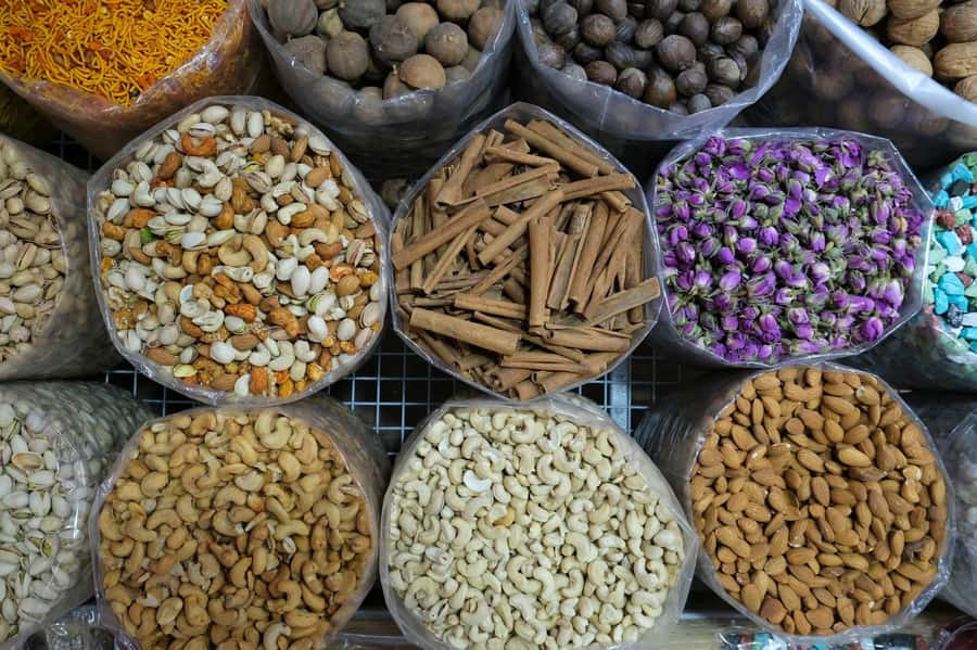From Muscat: Full-Day to Nizwa-Misfat Al Abriyeen-Al Hamra - What to bring and how to handle the day