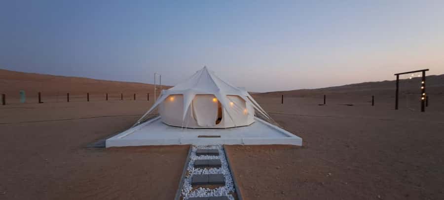 From Muscat: Guided Overnight Desert Camp Tour - Sunrise, breakfast, and the road to Wadi Bani Khalid