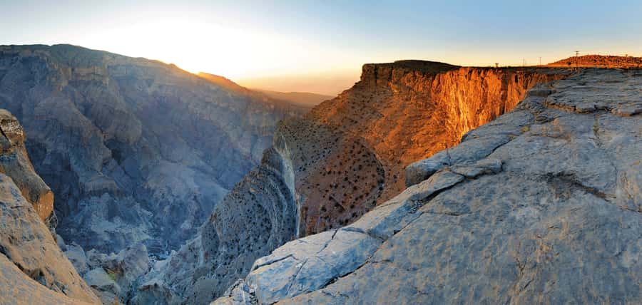 From Muscat: Nizwa & Al Hamra with Jebel Shams Night Stay - Following the falaj at Misfah al Abriyeen