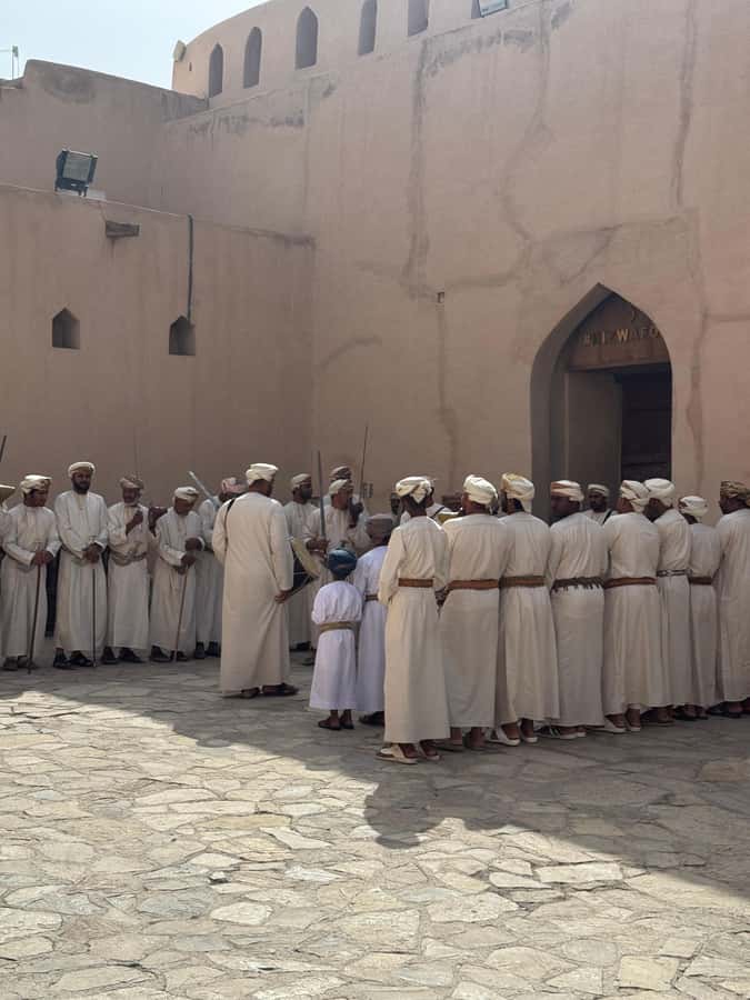 From Muscat: Nizwa Fort, Souq, falaj & Museum Full Day Tour - Lunch and the value of having a guide