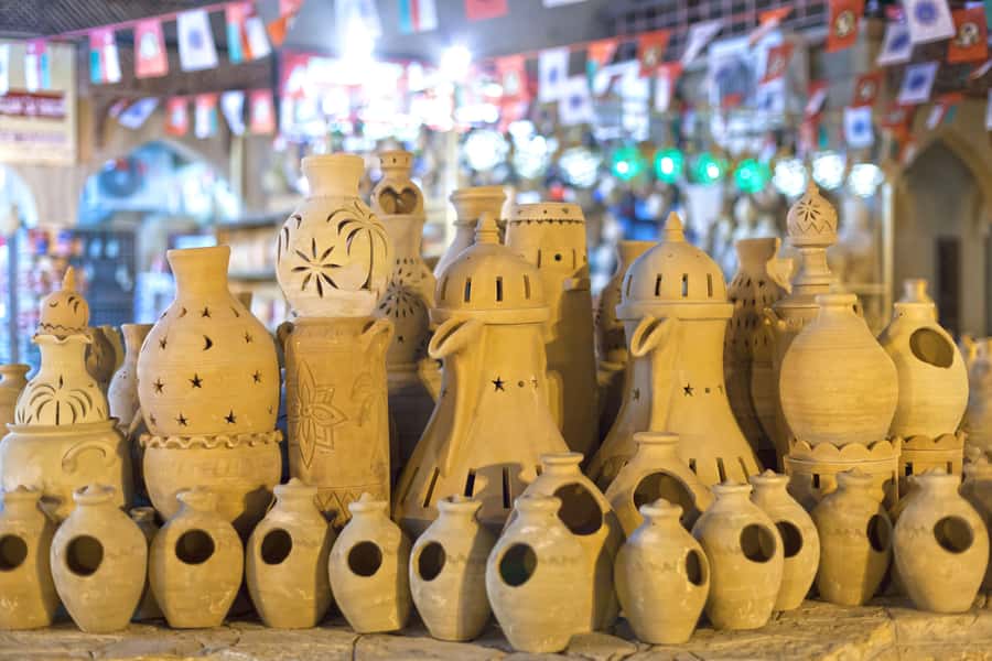 From Muscat: Nizwa Guided Tour with Optional Overnight Stay - The evening experience at a glance