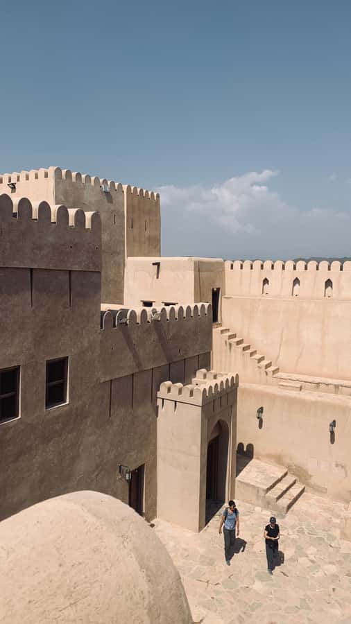 From Muscat: Private Nizwa and Jabel Akhdar-Shams with Lunch - Birkat Al Mouz, ruins and old village atmosphere
