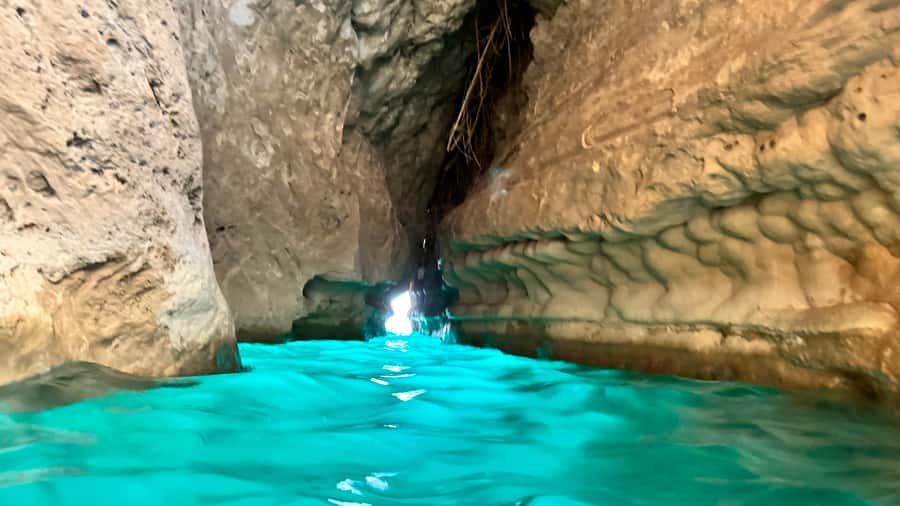 From Muscat: Wadi Shab & Bimmah Sinkhole Full-Day Tour - Should you book it?