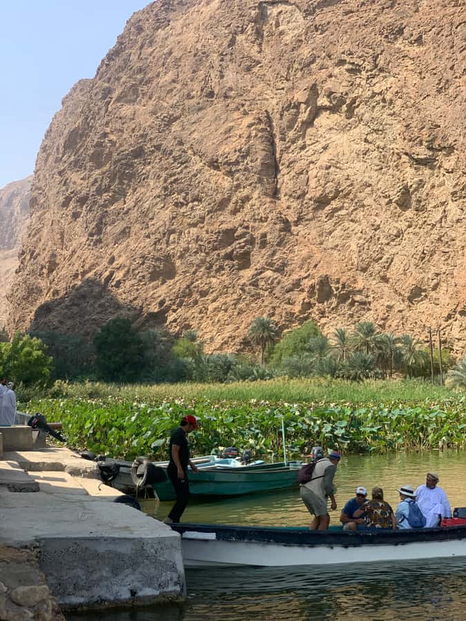 From Muscat: Wadi Shab & Sinkhole Private Tour & Free Lunch - Bimmah Sinkhole for an easier second swim