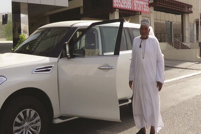 Full-Day Grand Canyon and Nizwa Tour by 4x4 - Wadi Ghul and the road to Jebel Shams