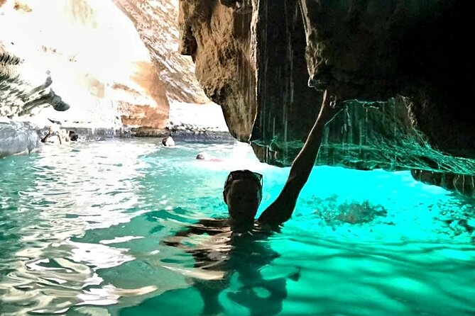 Full Day Group Tour to Wadi Shab Bimmah Sinkhole and Fins Beach - The Swim to the Cave and Waterfall