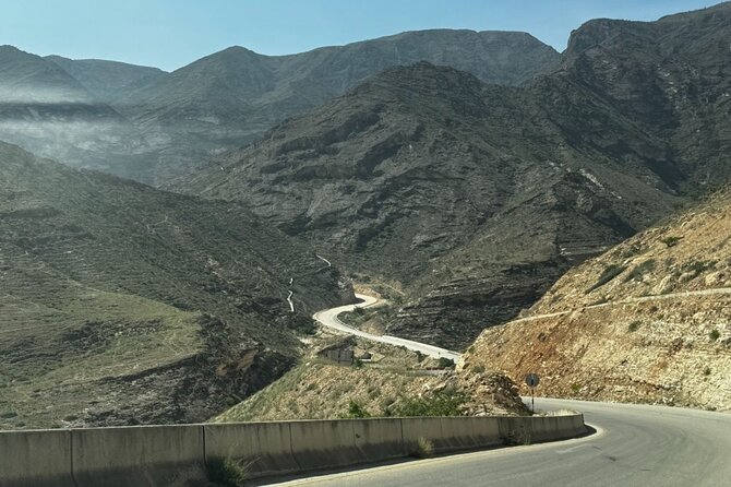 Full-Day Private Salalah West Tour with Lunch - Marneef Cave, blowholes, and the bird-filled lagoon