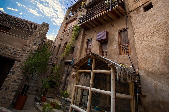 Full-day private tour- Nizwa and Jabal Akhdar - Timing, comfort, and the real value of $198