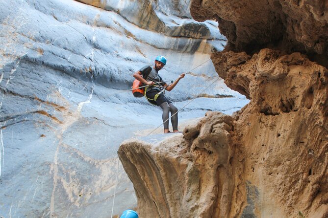 Full Day Private Tour to the Snake Canyon - Who will enjoy this Oman adventure most