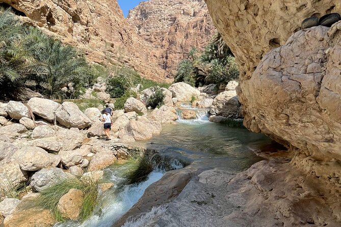 Full Day Private Tour to Wadi Shab and Bimmah Sinkhole - The schedule gives you a full but manageable day