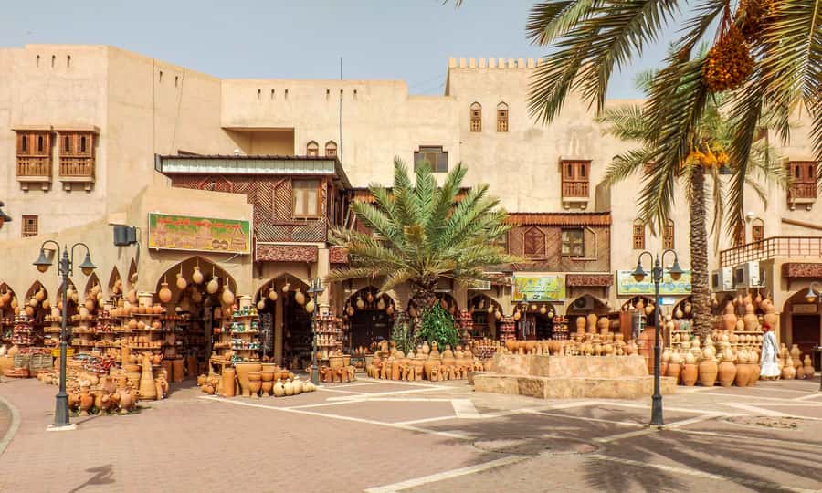 Full-Day Tour in Oman: Enchanting Forts of Nizwa and Jabreen - Key points to know before booking