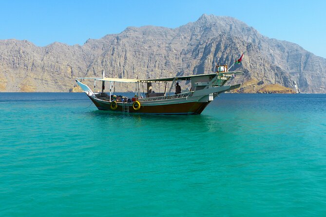 Half Day Dhow cruise to Telegraph Island (Shore excursions) - Telegraph Island and the water stop