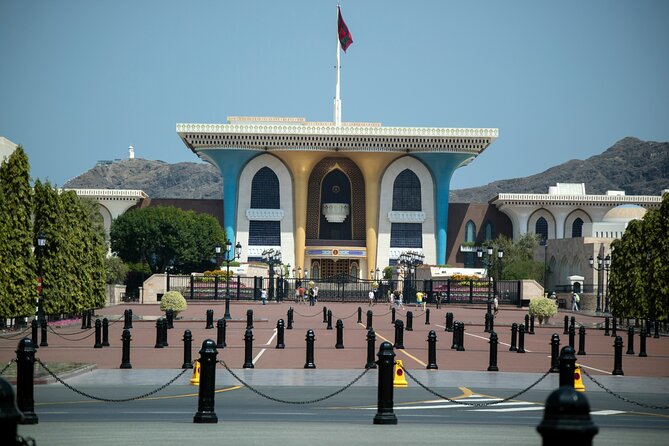 Half-Day Private Muscat City Tour 4 Hours - A compact introduction to Muscat