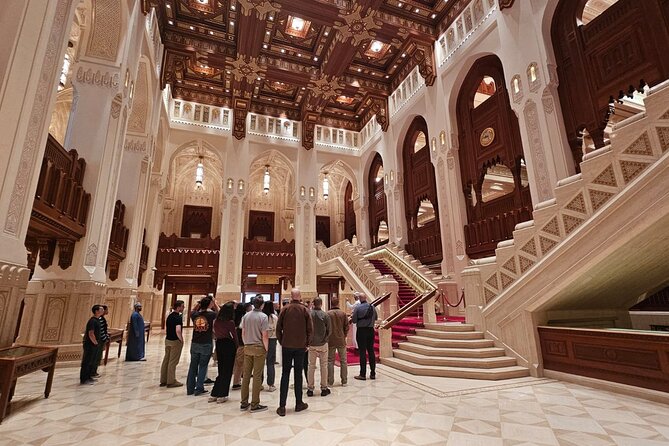 Half Day Private Muscat City Tour - Al Alam Palace: royal color in old Muscat