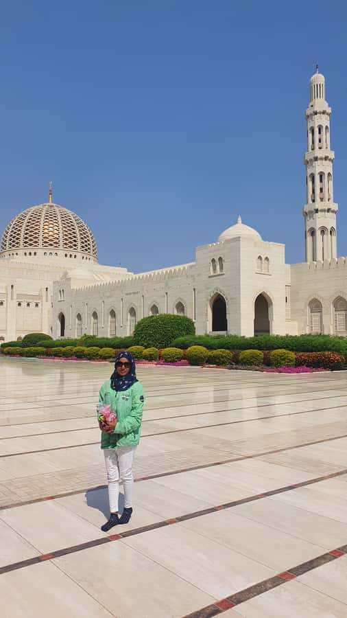 Highlights of Muscat city tour in private car with guide - Is $198 per person fair value?