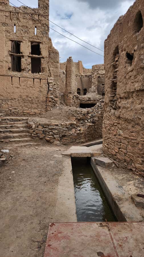 Historical City of Nizwa - Why this Nizwa and Jabal Akhdar day works