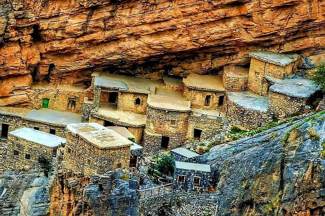 Jebel Akhdar Al Suwjara - Birkat Al Mouz Ruins - Private Full Day Tour - Is $176 per person a fair price?
