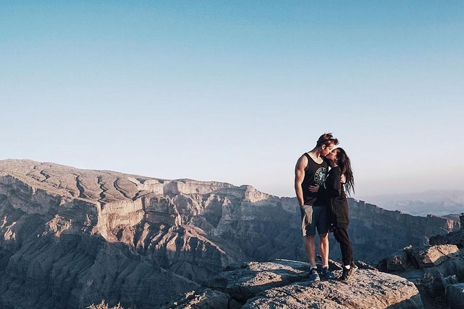 Jebel Shams Day Trip: The Grand Canyon of Oman - Nizwa Souq and the old capital
