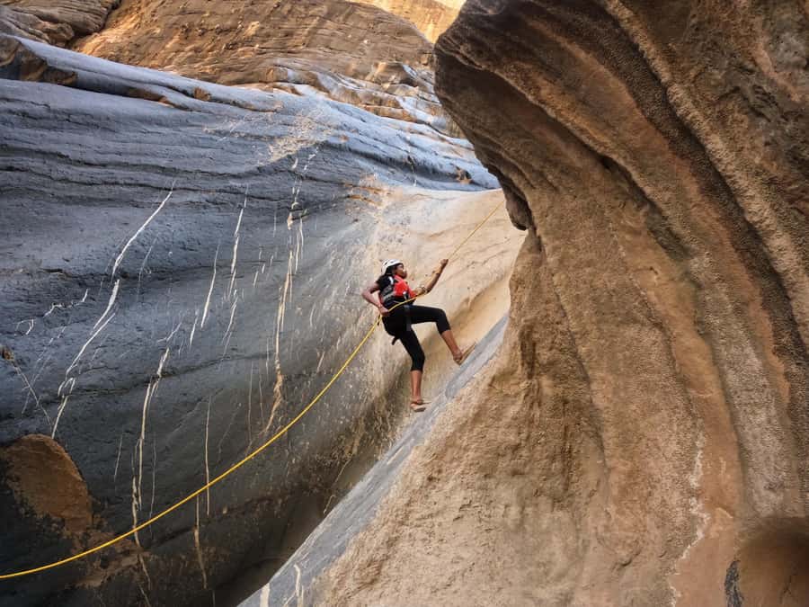 Jebel Shams: Full Day Adventure Tour through Snake Canyon - Key points at a glance