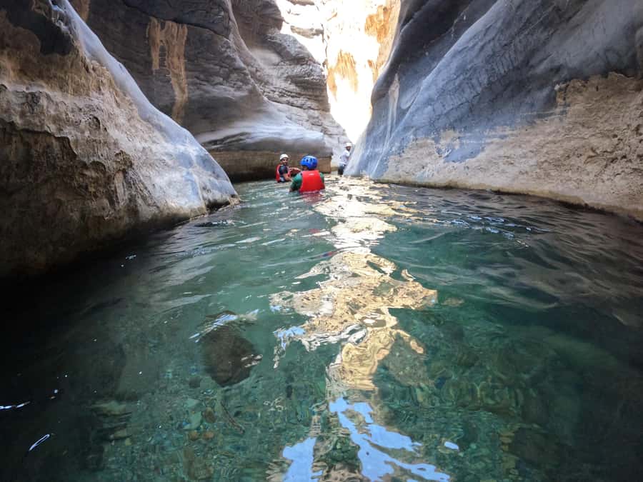 Jebel Shams: Full Day Adventure Tour through Snake Canyon - The guide makes the difference