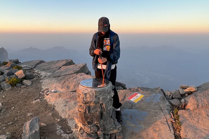 Jebel Shams summit W4 - Why the W4 summit route is different