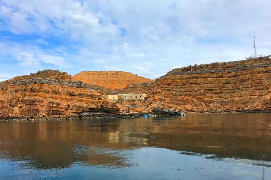 Khasab: Dolphin Watching Day Tour with Snorkeling & Lunch - Is $65 good value for six hours?