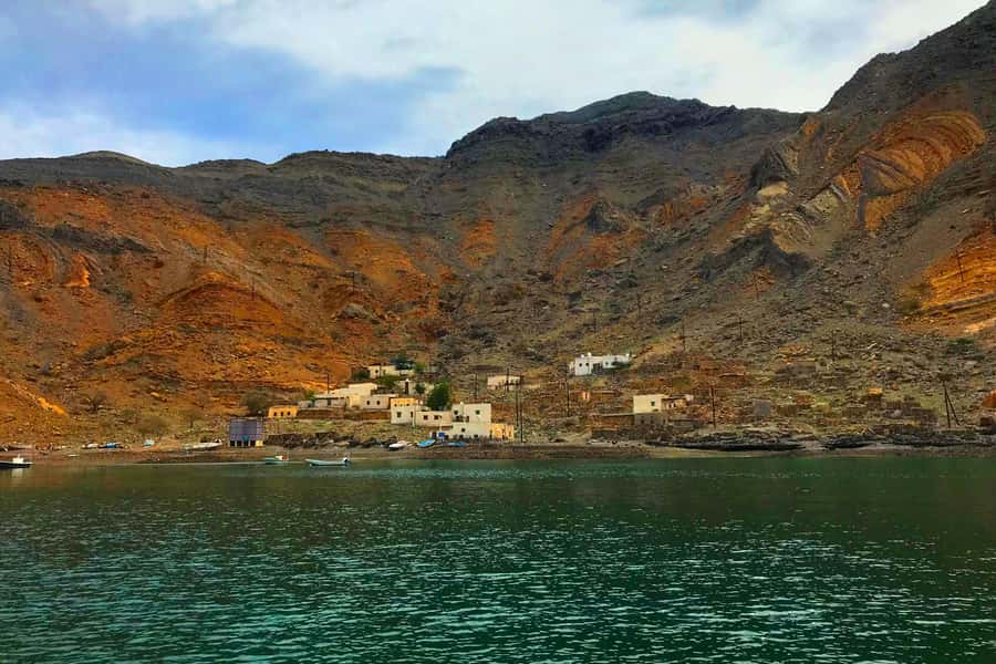 Khasab: Khor Sham Half-Day Cruise with Snorkeling & Dolphins - How the guide and crew shape the outing