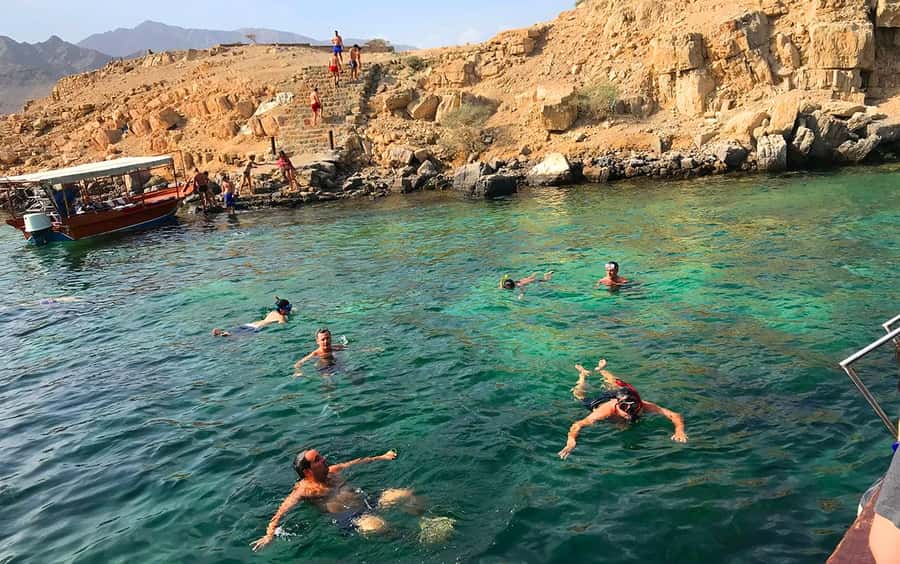 Musandam/Khasab: Overnight Dhow Cruise with Camping and BBQ - Who will enjoy this trip most