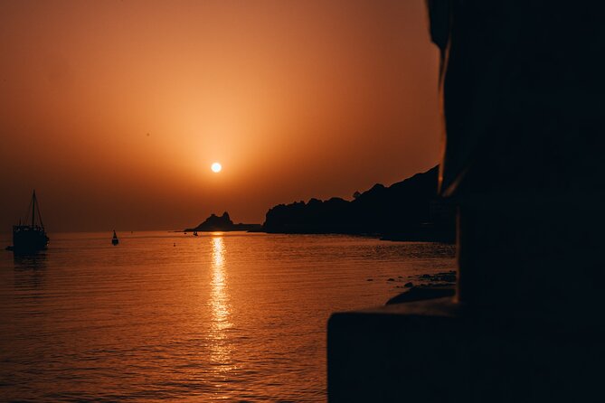 Muscat by Night Sightseeing Tour - Sultan Qaboos Grand Mosque: Plan This Separately