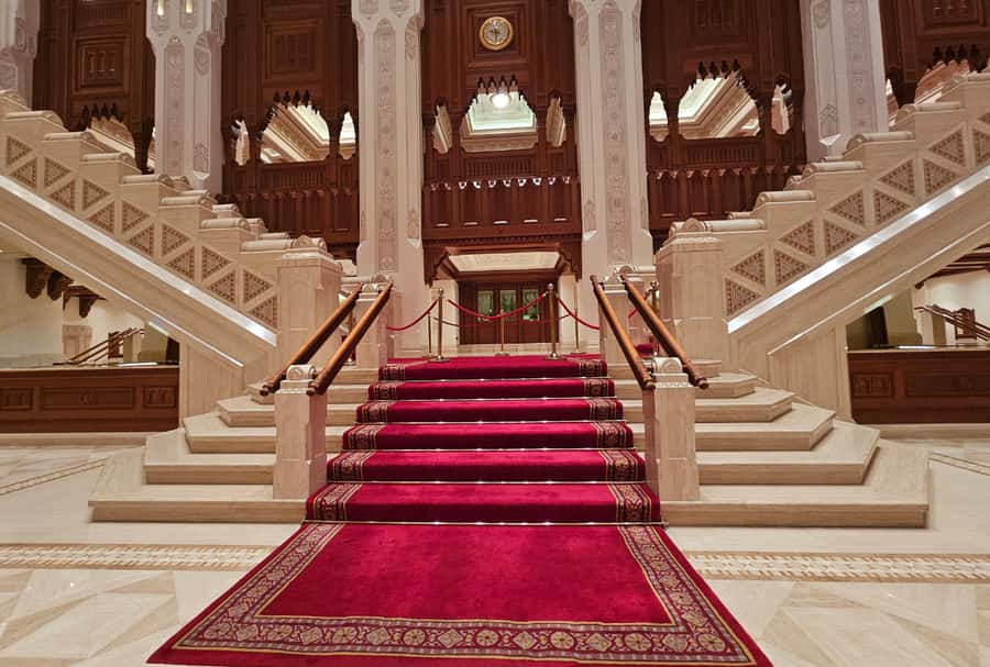 Muscat City Tour: Discover Oman's Capital in Half a Day - Muttrah Souk: a short taste of the old market